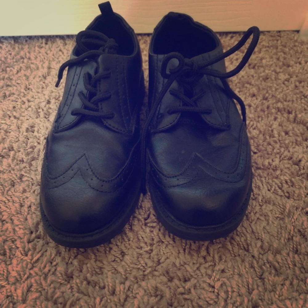Carter's boy dress shoes